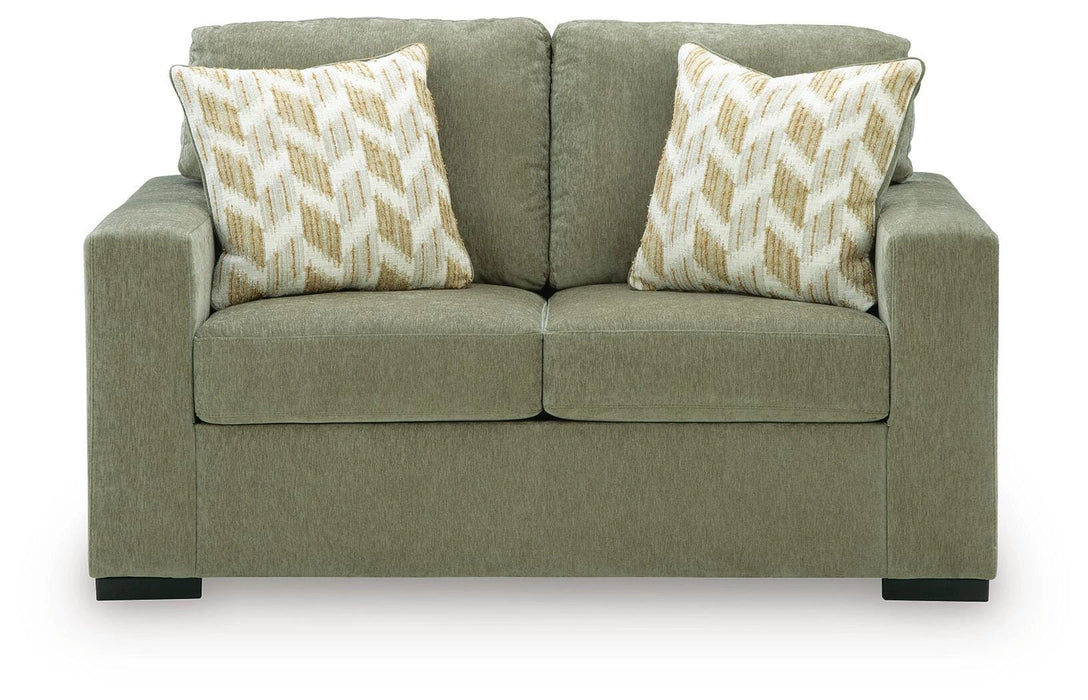 Bridgepoint Loveseat